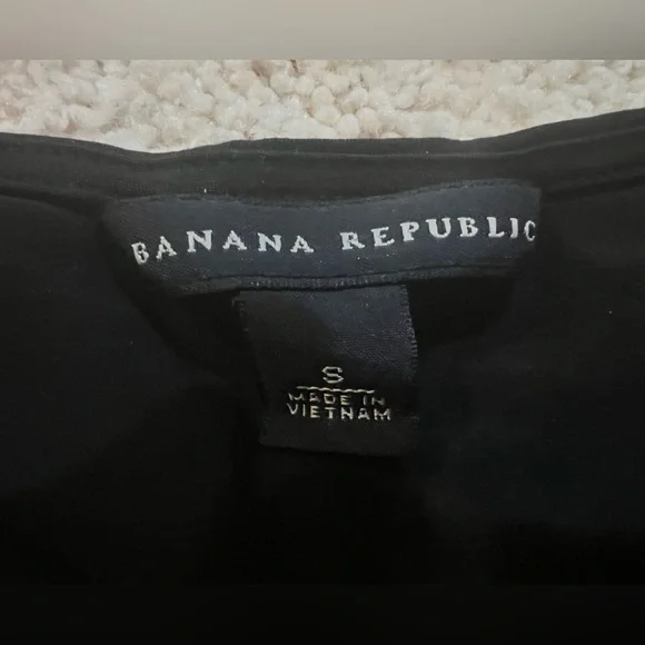 Banana Republic Dressy Black Sleeveless Top Size Small - Picture 4 of 10